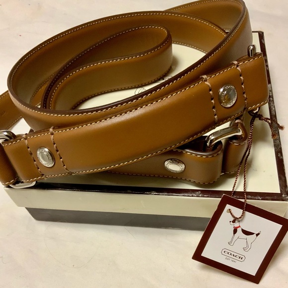 New in Box Coach Light Brown Dog Leash Size Large - Picture 9 of 9